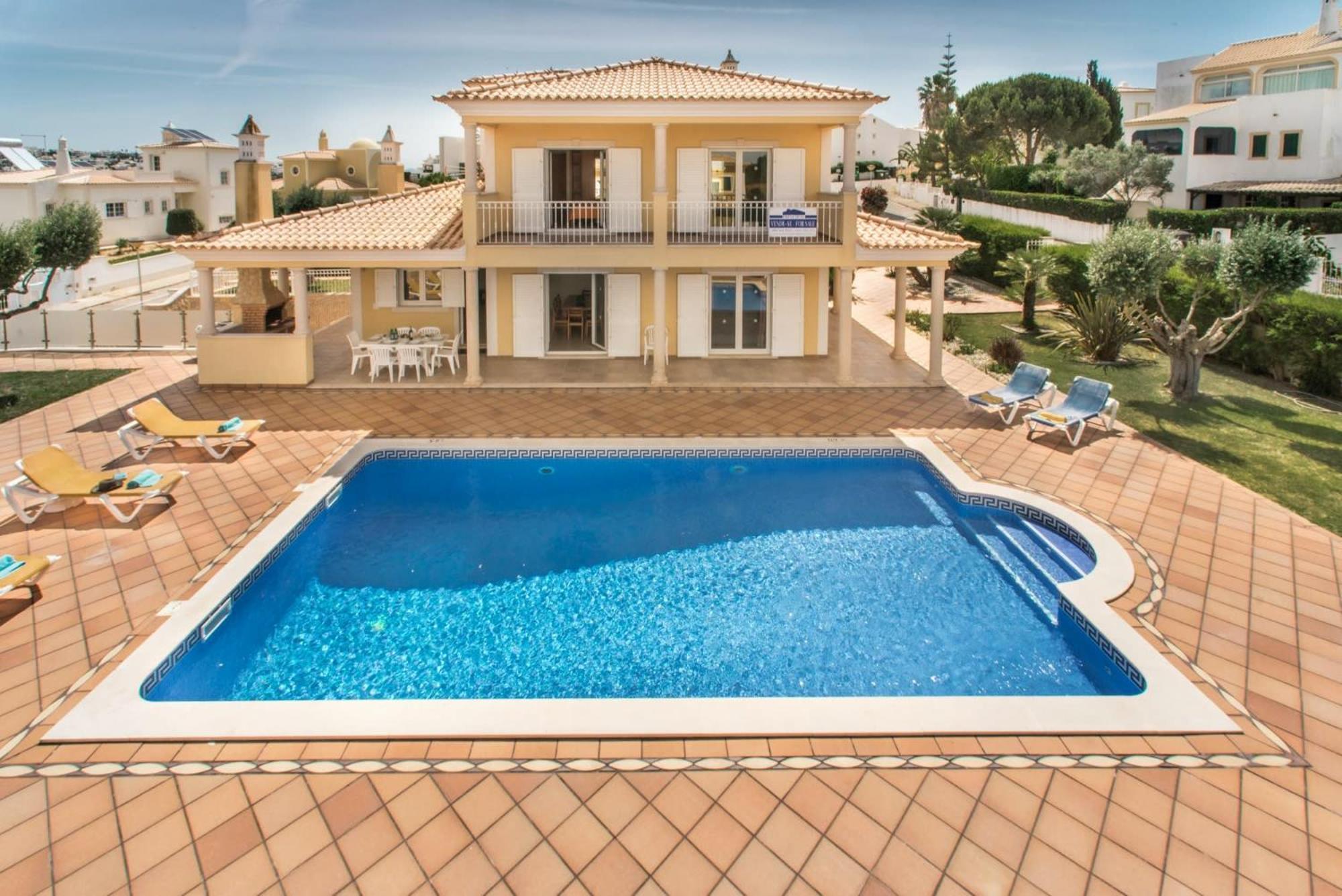 Villa Das Oliveiras Amazing Location Walk To Marina Restaurants Beach Αλμπουφέιρα Εξωτερικό φωτογραφία